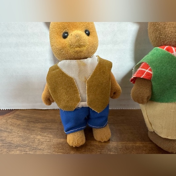 Lot of 2 Vintage Sylvanian Families MAPLE TOWN Bunny and Bear - Picture 2 of 5